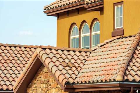 Painting Your House Roof In Houston: Why You Should Hire A Roofing Contractor?