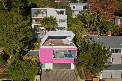 This L.A. Home Has a Yellow Crane That Relocates the Dining Table, Because Why Not?