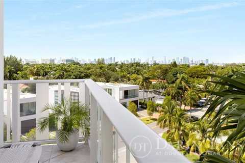 Explore Ritz-Carlton Residences Miami Beach’s Water Edge Grandeur and Top-tier Condos for Sale