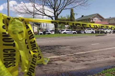 2 dead, 2 injured as shots fired from pickup at men sitting on 7th Ward corner