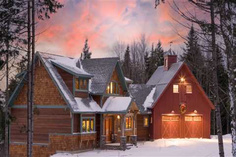 Strength in Structure: Exploring the Benefits of Timber Frame Homes