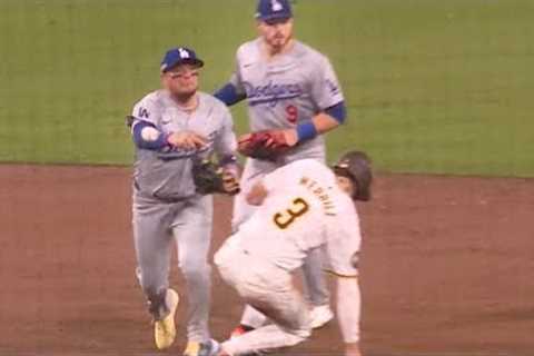 This AWFUL PLAY may end the Dodgers season...