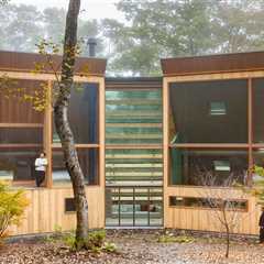 This Glassy Getaway in the Mountains of Japan Is Not Your Typical Cabin