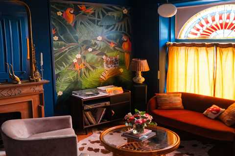 Before & After: First-Time Homebuyers Prioritize Fun in a $514K Brooklyn Brownstone Rehab