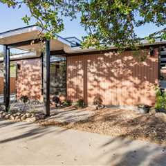 An Architect Saved This SoCal Midcentury From Ruin. Now It’s for Sale at $849K