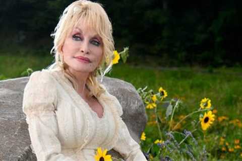 Dolly Parton Lived A Double Life For 30 Years, And No One Knew—Until Now