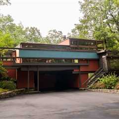 Icons Only: The Price You Pay to Keep Up Paul Rudolph’s Fallingwater