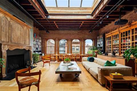 Old-World Details Define This Radically Revamped Manhattan Penthouse Seeking $9M