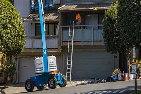 Enhance Your Tigard Realty with Expert Vinyl Siding