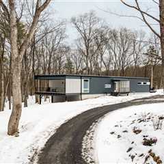 If You Dream of the Catskills, Here’s a Brand-New Cabin for $1.3M