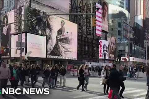 Millionaires surge in NYC as middle class gets priced out